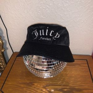Juicy Forever Bucket hat